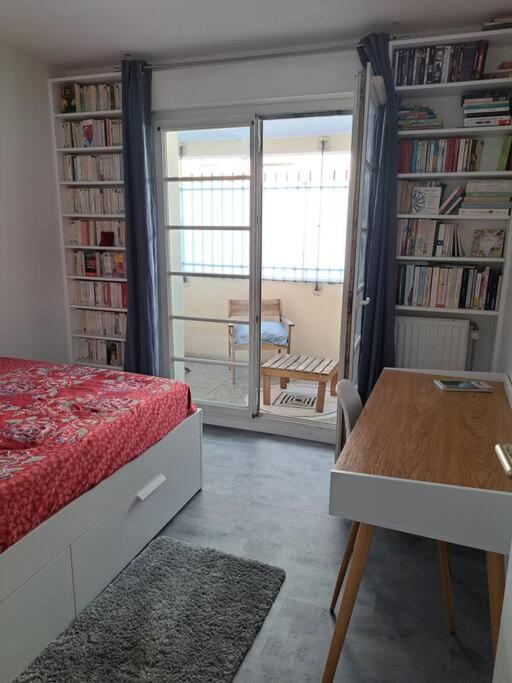 Appartement Cosy Avec Jardin Et Parking Gennevilliers Exterior photo
